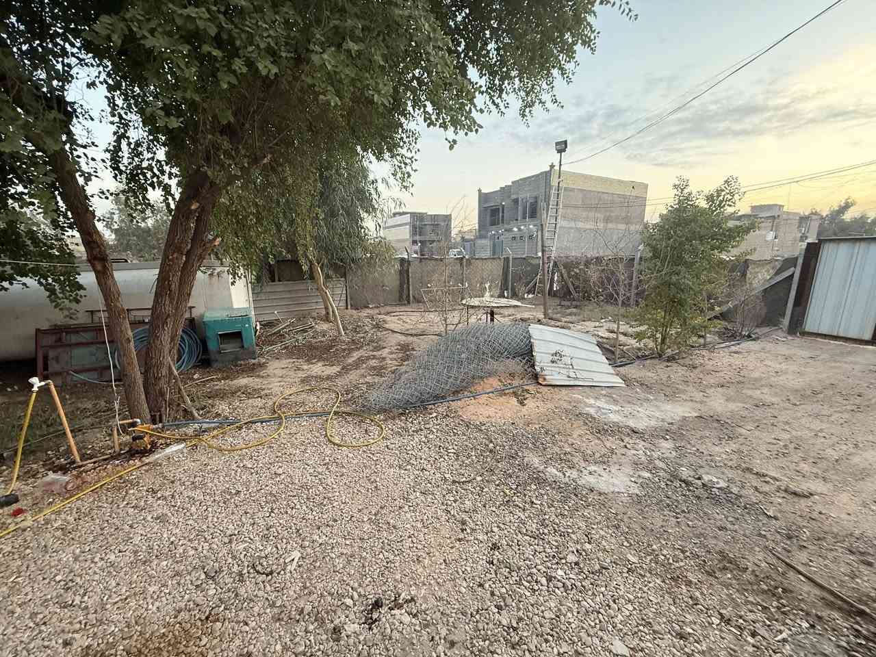 موقع مولده للبيع 
النجف خان النص حي التحدي ب طابو صرف
حمل 1050 وقابل للزياده
مسجل 750 كيفي 
حمل بداخل مولده وخارج مولده
بيه ١١ كابينه
سكانيه شاصي  دي اس. 250 كيفي 
افيكو شاصي 350 كيفي
ألبي 10 شاصي
***********
