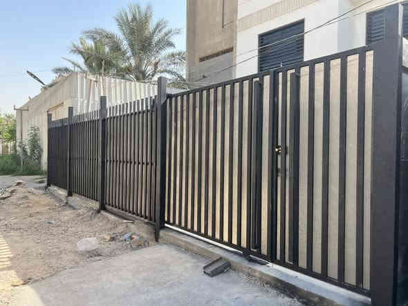 🔹 سياج خارجي تنفيذ علي الحداد 🔹
شغل متقن وجودة عالية بكل التفاصيل 💪
تصاميم حديثة وأنيقة حسب طلب الزبون 👌

📞 للتواصل والاستفسار: ***********
#حدادة #سياج_خارجي #علي_الحداد #تصاميم_حديد #شغل_مرتب
