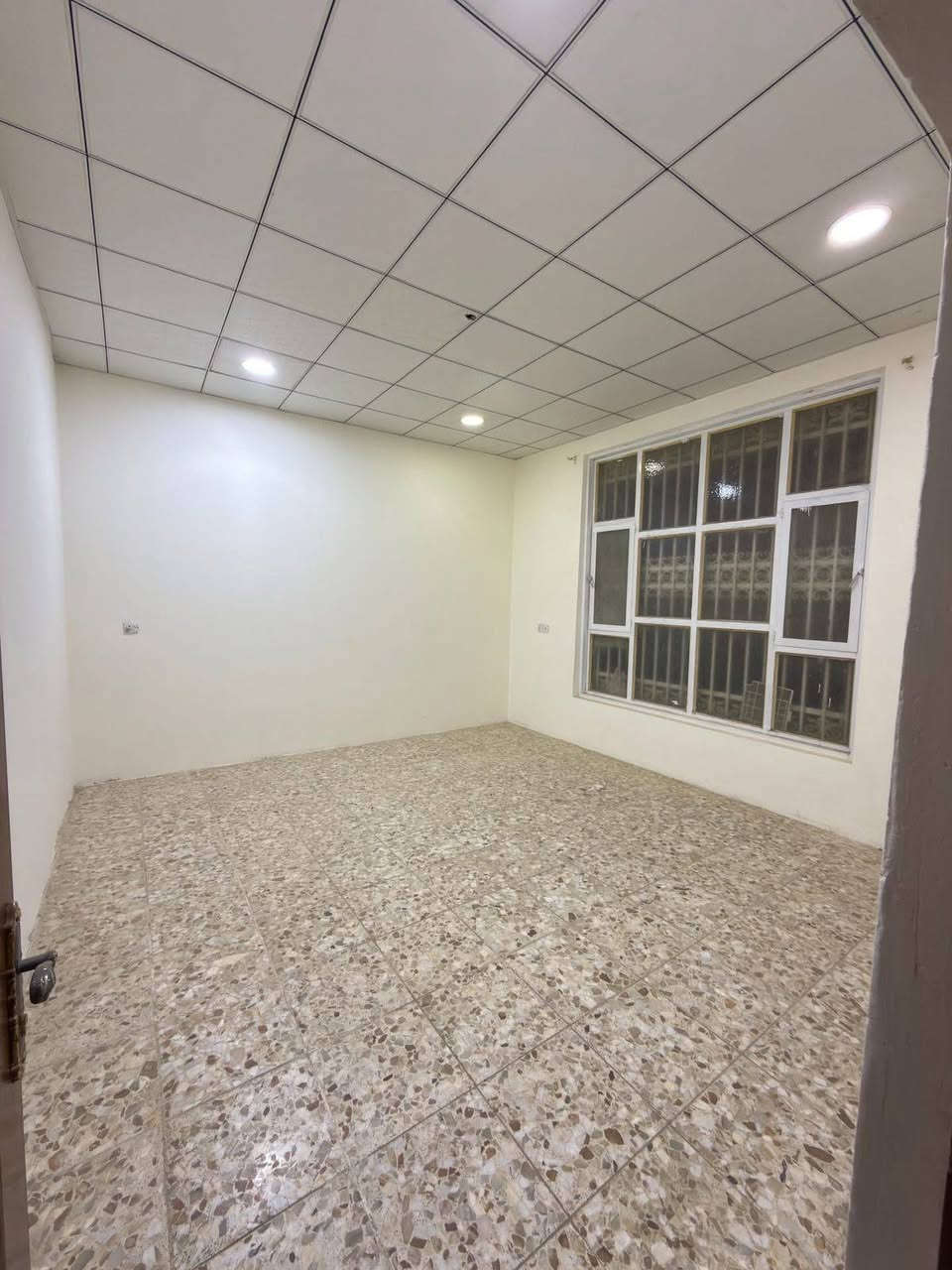 🏡 عقارات النيزك | دار للبيع

📍 الموقع: حي الفرات – خلف شركة حمورابي

📐 المساحة: 138 م²
📏 الواجهة: 6 م
📏 النزال: 23 م

✅ البناء كونكريت مسلح
💰 البيع: نقدًا أو عن طريق المبادرة

📞 للاستفسار: ***********
📩 أو مراسلة الصفحة، أو زيارة مكتبنا في حي التاميم قرب مجمع السبطين خلف عمارات الإسكان.

عقارات النيزك
ثقتكم أساس نجاحنا، ونوفر أفضل الفرص العقارية بأفضل الأسعار.
