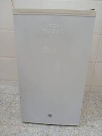 ثلاجة ٥ قدم شغالة فول سعرها ٨٠ ألف عنوان مدينة الصدر حي الصدرين موبايل...