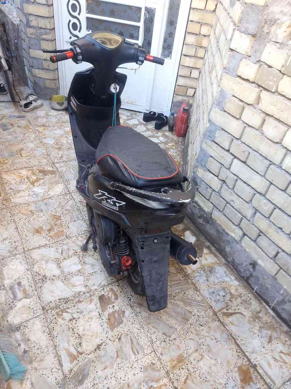 سلام وعليكم شباب دراجه ماكس عدلة
صالنصة رياضي ✅️

المكينة 49 بلادي المكينة ابد مامفتوحة 

الدراجة صارلي شهر من شريتها ابد ما وكفتني

جيب مصلح وفحص السعر 650  ***********
