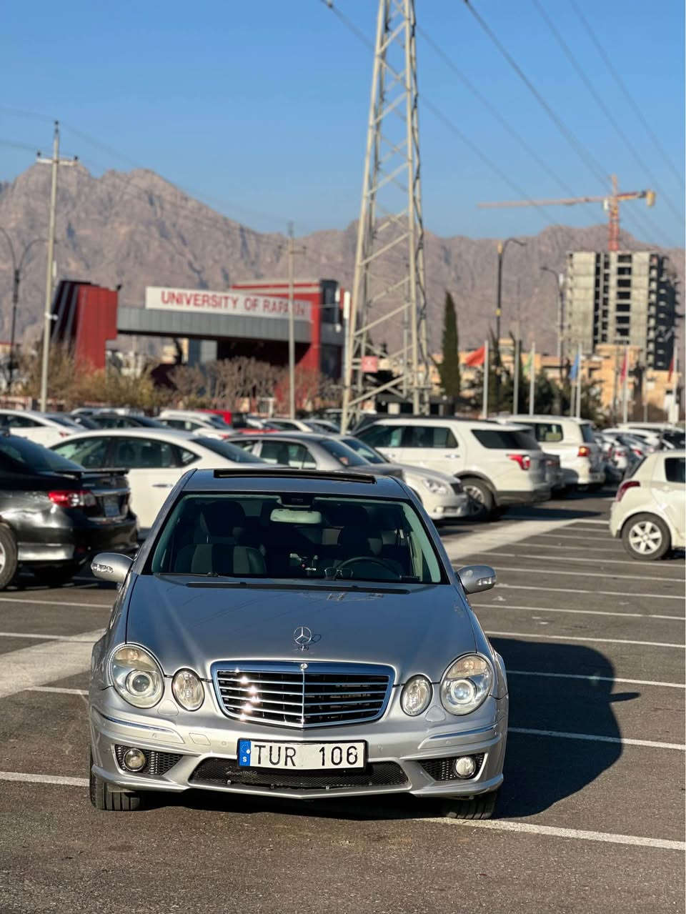 مارسیدس بێنز  E Clas 240   ٦ بستۆن ساغ مەنەفێست ئەسڵی لەگەڵە ٢٠٠٣  سەیارەكە ماڵی دۆستە زۆر خاوێنە و بێ مەسروفە سڵاید و گێڕ و مەكینە و   سەقف و عیزام  دەعم و تەقە و ڕەقە بەشەرت خناقين, ديالى


**إذا كنت صاحب هذا الإعلان وتريد حذفه لأي سبب، رجاءا أرسل رسالة إلى الدعم الفني**