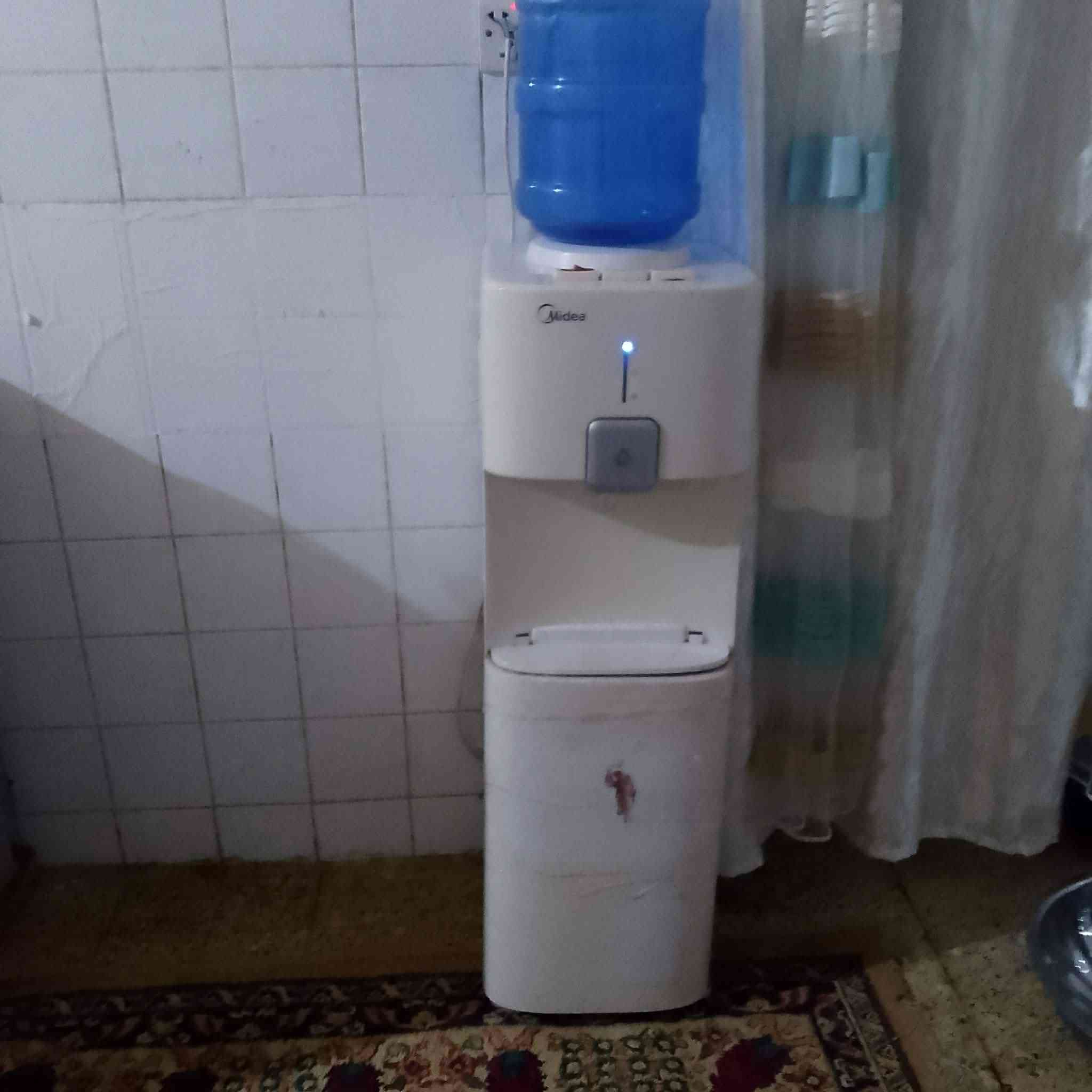 ‏‪***********‬‏
السلام عليكم ثلاجة. براد للبيع السعر على هذا الرقم
