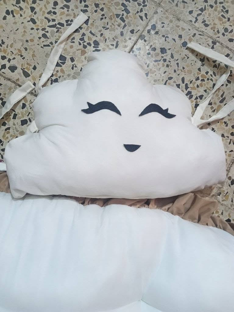 مصدات سرير طفل مع كوشه وجرجف ومخده جديد نفس الي بالصوره
موجود لون ابيض و لون وردي
موجود توصيل


**إذا كنت صاحب هذا الإعلان وتريد حذفه لأي سبب، رجاءا أرسل رسالة إلى الدعم الفني**