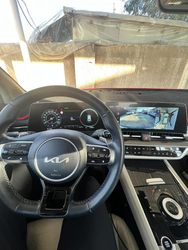 كيا سبورتج 2022تو كلار وارد خليجي رقم بغداد بإسمي
 لارج تجميع الصين هايبرد مكينة 2000 
ماشيه 34000 الف كيلو قابل للزياده
المواصفات فوك الفول
فتحة بانوراما على طول السيارة 
4 كامرات
+ انارة داخلية led 
+ انارة الوان بالدشبول 
كشنات كهرباء+ تدفئه تبريد كشنات + خزن وضعيات الكشن 
كير ماوس 
اوتو هولد مع هاند بريك دگمه 
بيانو بلاك وتحكم تبريد لمس
حساس امامي خلفي رادارات امامية خلفية
تحكمات سترين جهتين 
شفتات ستيرن
مثبت سرعة وتحديد مسار
بعد بيها  مواصفات حلوه
السعر  235 وبي مجال
للاستفسار  ***********
