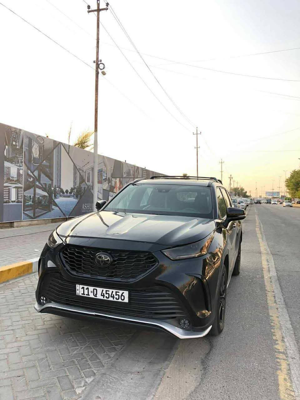 تويوتا هايلندر 2024 
XSE
وارد امريكي 
الحادث موجود بالصور
ورقم الشاصي موجود
اربعه سلندر ٢٤٠٠ تيربو
ماشيه ٦٠ الف كيلو متر
لون اسود
🔴المواصفات:
شاشه كاربلي
كشنات كهرباء
تدفئه كشنات
سلايت روف
صندوك كهرباء
٧ راكب 
كشنات VIP
تبريد منفصل
و باقي المواصفات معروفه 
تجي تشغل و تطلع
رقم بغداد الجديد و باسمي
مكان السياره بغداد
🔴السعر 28,500 
للاستفسار ***********
