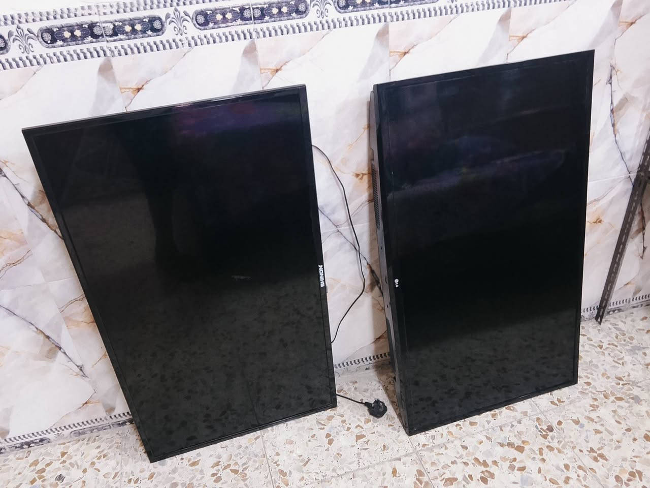 شاشات للبيع شغالات سعر 125
رقم الاستفسار ***********
