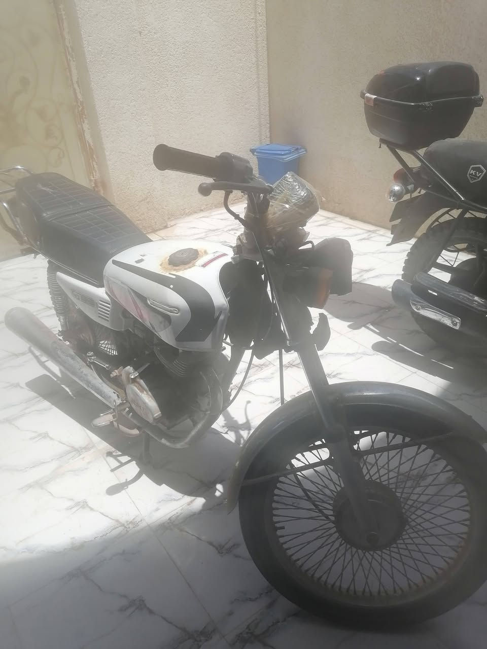 دراجه كلك مكفواله محرك دبلات كامل شغاله ضفيرة جديده عوزه ترتيبات بسيطه ٣٠٠ مكان رفاعي سبب البيع اشتريت وحده  جديده


**إذا كنت صاحب هذا الإعلان وتريد حذفه لأي سبب، رجاءا أرسل رسالة إلى الدعم الفني**