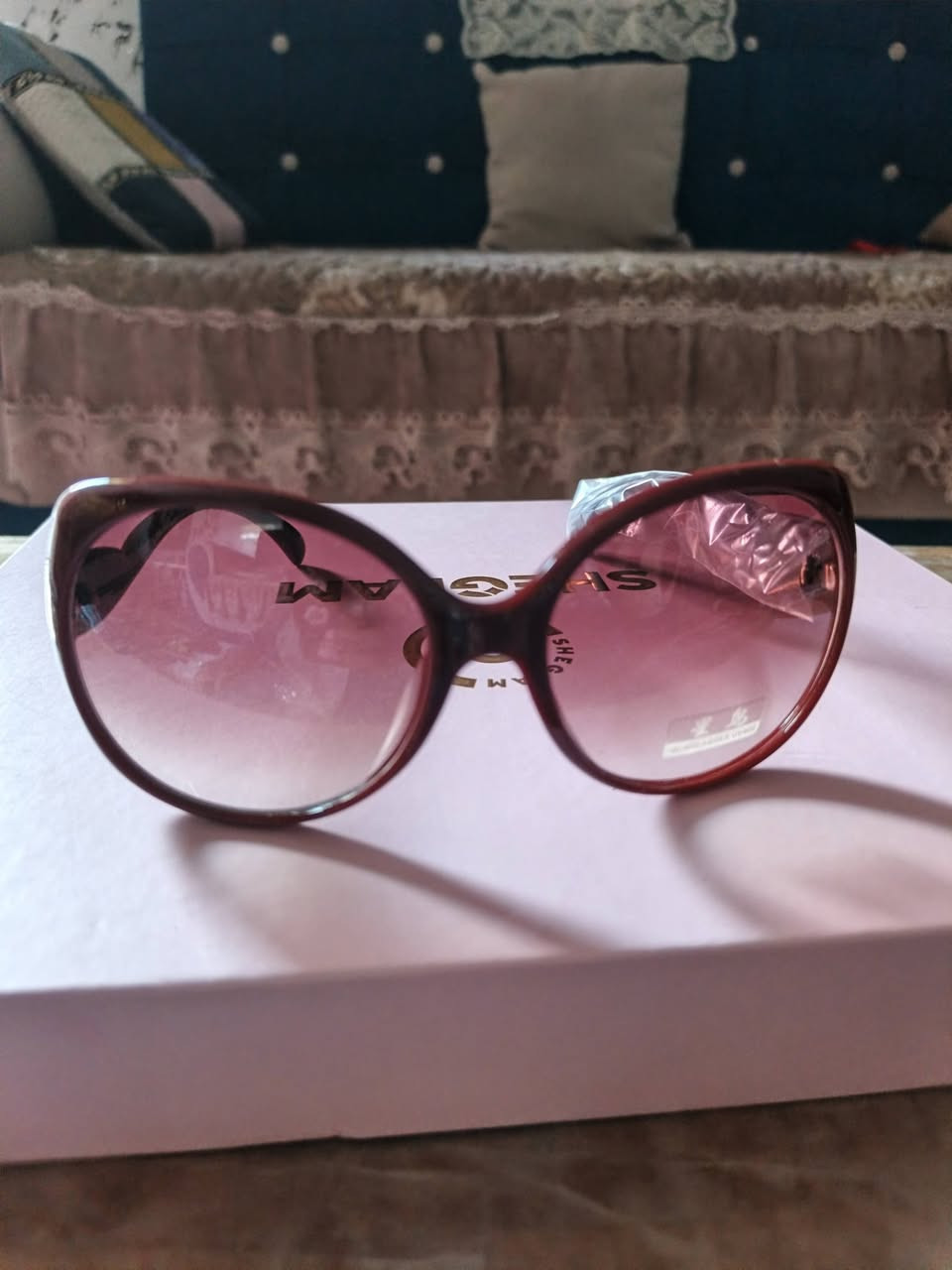 ياكريم يا الله،، وصلت بضاعة النضارات الماركة توفر نسائي ورجالي الأسعار ٥و٣و٢الحجز  والاستفسار يرجى مراسلة الصفحة


**إذا كنت صاحب هذا الإعلان وتريد حذفه لأي سبب، رجاءا أرسل رسالة إلى الدعم الفني**