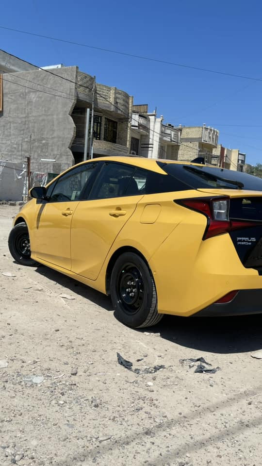 السلام عليكم للبيع تويوتا بريوس هايبرد موديل 2022 أجرة
حادثها جاملغ امامي فقط تبديل وبيها طخات خفيفة بصفحة السايق ايرباك ستيرن وبردة بدون دواخل بدون شواصي بجم كبس راديترات شركة تبريد بلادي 
السيارة XLE فول الفول عدا الفتحة بصمة دخول ذكي
كشنات جلد تدفئة تبريد حساس امامي خلفي رادار امامي جانبي حجر بيئة بلادي السيارة باسمي تحويل مباشر
مكاني الغزالية 
السعر 132$ وبيها مجال 
للاستفسار ***********
واتساب
