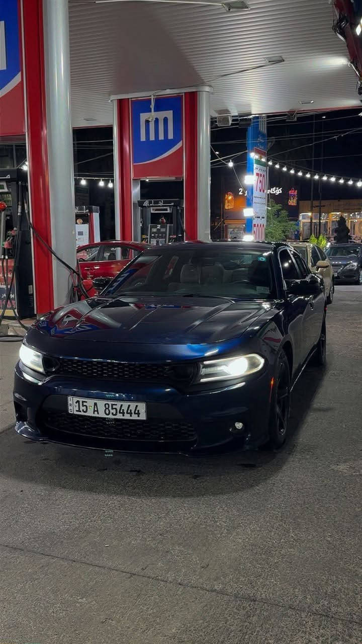 السلام عليكم .. سياره دوج جارجر موديل 2017 فئة sxt لون ازرق نيلي كلين تايتل بدون ضرر غير دعاميات مبدله للتحديث فقط بدون ضرر .. سياره جاهزه ومعروضه للبيع بسعر 175 وبيها مجال او للمراوس حسب القناعه. مكان السياره الانبار هيت للتواصل*********** وشكراً
