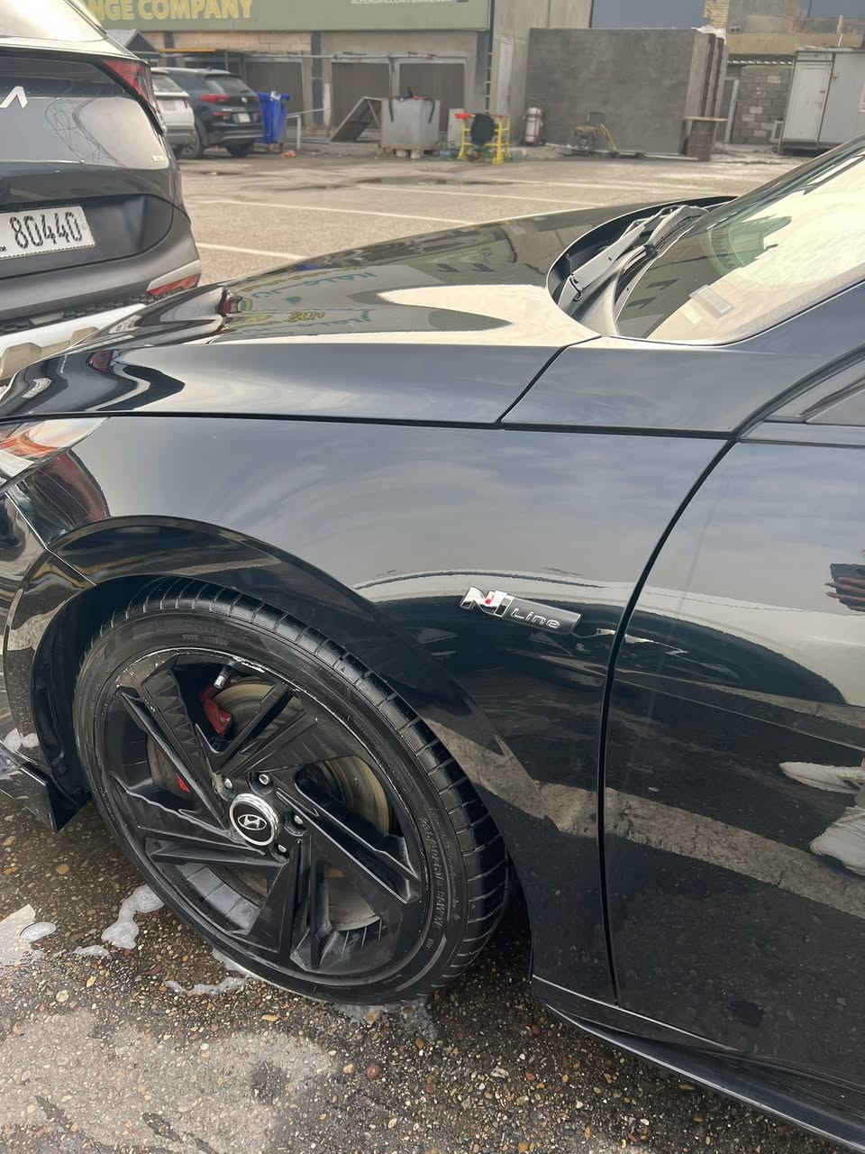 السلام عليكم
النترا N line 2022
اسود شغل بلاك ايدشن 🖤
فول الفول مواصفات 
رقم بغداد باسمي تحويل ثاني يوم 
محرك 1600 تريبو المرغوب
كير اوتو dct دبل كلج
شفتات سترين
فتحة سقف
بصمة تشغيل 
كشنات مخمل وجلد عليه حرف N
ابواب بصمة
شحن واير ليس 
اشارة ترحيب بالباب
اوتو ستوب 
تحديد مسار 
رادار امامي 
رادار جانبي 
كاميرا خلفية 
بك لايت ليد و وصندوق ليد
السيارة مسويلها ادامة كاملة دهن كير وكلجات مبدلة ودهن مكينة قبل اسبوع مبدلة موتل اصلي من الوكالة وفلاتر كاملة
حادثها بسيط جاملغ خلفي صبغ فقط وبيها شخط خفيف بالباب مكحل سونارها موجود 
سعرها ١٣٨ $ وبيها مجال مكان السيارة بغداد زيونة ***********
