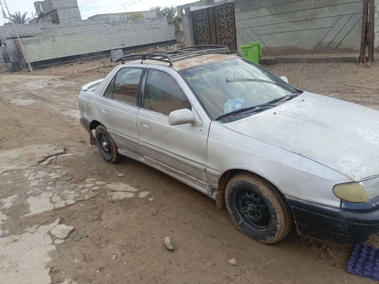 النترا للبيع بلاديه غير مكينه مقفول السياره خير من الله شغاله وكل شيء حائز ثالث بس وكاله سعر السياره 16 ورقه كان السياره ديال الخالص الشراي يتصل ***********
