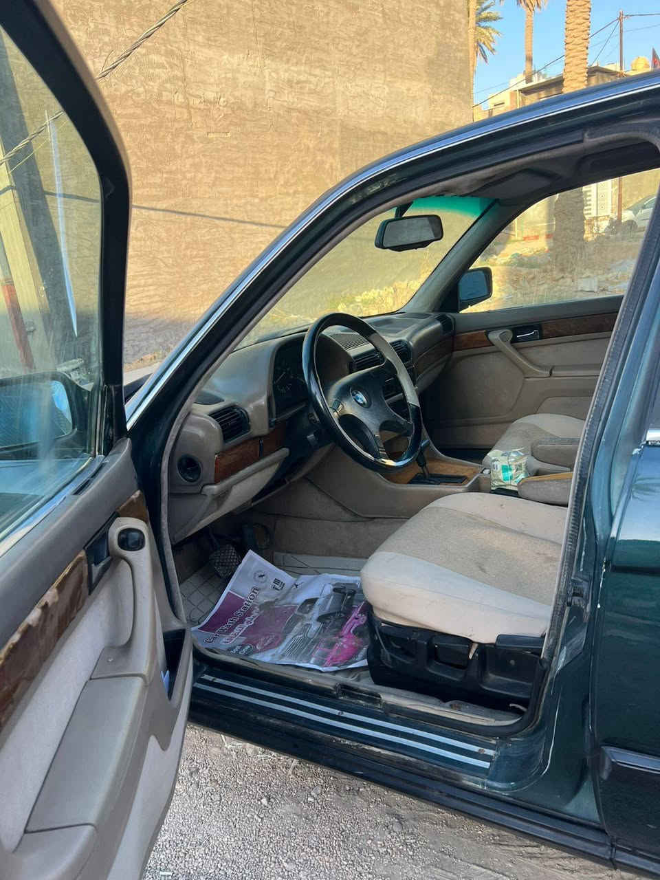 للبيع بي ام حجم ٧٣٥ اصل موديل ١٩٩٢

السياره جاهزه من كلشي محرك كير خير من الله

صدر امامي خلفي كله جديد تخم تاير جديد باتري جديد

كهرباءيات السياره كله شغاله وبلاديه عله وضع الشركه ما بيه كل نقص

تبريد شغال كمبريسر وفريز مبدله جديد

السياره مصبوغه عام للجماليه رقم بغداد تحويل مباشر سنويه إلى ٢٠٢٨

السعر المطلوب 52 ورقه بي مجال

العنوان بغداد حي الجامعه

للاستفسار***********
