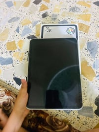 ايباد ١١ • ذاكرة ١٢٨ • بطارية ٩٦%