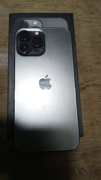 13 برو ماكس مكفول مامبدل بيه شي فقط معله بطاريه 88 ذاكره 256 شخط مابيه...