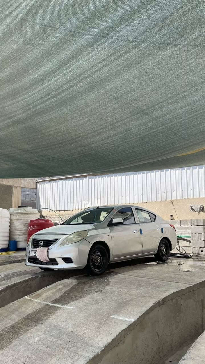 يأبه لا احد يواعد عيب خوان حجزها وانا اريدها الشراي يتصل ويجي جماعه ال 30لا تتصل سلام عليكم ورحمة وبركاته البيع نيسان سني2015كصه جنطه  كفالة سرقه  وعشائر  متومه وكامله رقام وسنويه طبق الأصل رقام نكليري حداده مكينه كير كهربائيات خير من الله سياره ما بيها نقص تدفى  تبريد  سياره مال شغل تكسي خط ستخدام يومي سعرها 38بيها مجال بسيط ذاكر كلشي***********مكاني بصره
