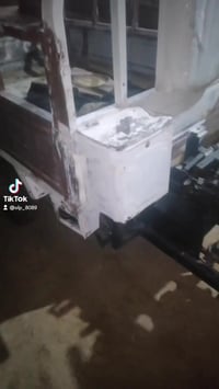 مراوس • ابيض • نضيف