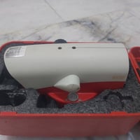 متاح  جهاز Level  نوع Leica NA720   هاتف  07705848858