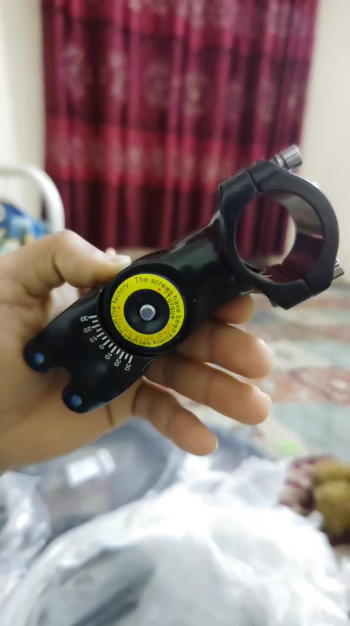 سلام عليكم كباتن
زوج تايرات MAXXIS
حجم 29x2.10.مثل ما موضح بلصوره 
وسرج طبي وركبه متحركه 
السرج 15
التايرات 30
الركبه 5
مكان جزيرة بغداد السياحيه تحياتي
***********
