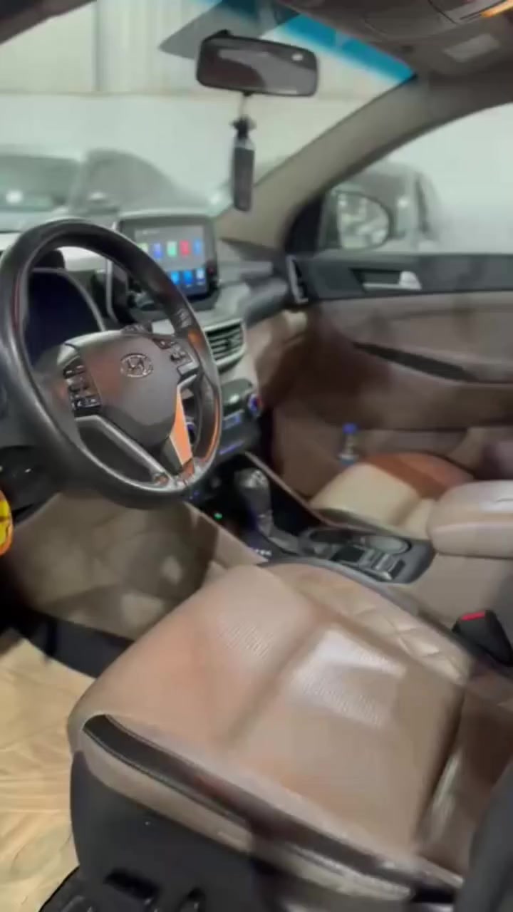 السلام عليكم
للبيع او مراوس 
 Hyundai Tucson 
الون اسود 
الموديل/2020
وارد خليجي 
فول مواصفات عدا بانوراما 
سياره وارد خليجي كفاله عامه من الصبغ وا التعديل وا الشخط شرط  السونار مرقمه اربيل ثاني يوم 
ماشيه 142الف كيلو متر حجم المحرك 2.0دوش 
السعر(185)وبيهامجال 
تحويل مباشر عنوان اربيل مدينه المعارض معرض برج خليفه شركه سيروان عمر اللاستفسار ***********واتساب
