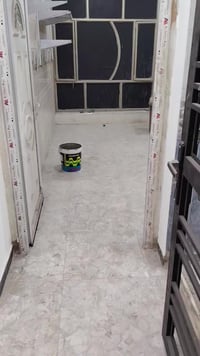 شقتين للايجار في حي القاهره الثانيه الاستفسار 07702560382