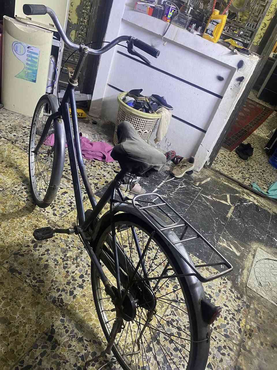 سلام عليكم بايسكل حجم ٢٦ نضيف السعر ب٦٠مكاني الدوره وهذا رقمي ***********
