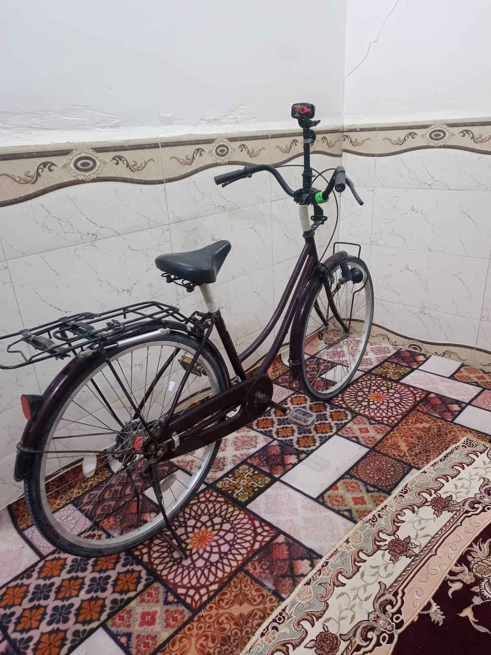 سلام عليكم باسكل حجم 26 للبيع مديل 2012 وياله موس تايرات عله وضعه البلادي باسكل برغي ما عايز نضافه كدام عينك سعره 75 وبي مجال! مكاني نجف ( بيع فقط مراوس ماكوو ) ***********
