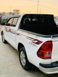 بيكم هايلوكس 2021 سونار مرفق مع لمنشور  جاملغ الامامي الايمن مبدل  لسع...