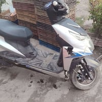 دراجه شحن للبيع سعر 600 وبيه مجال شي قليل رقم 07828172068