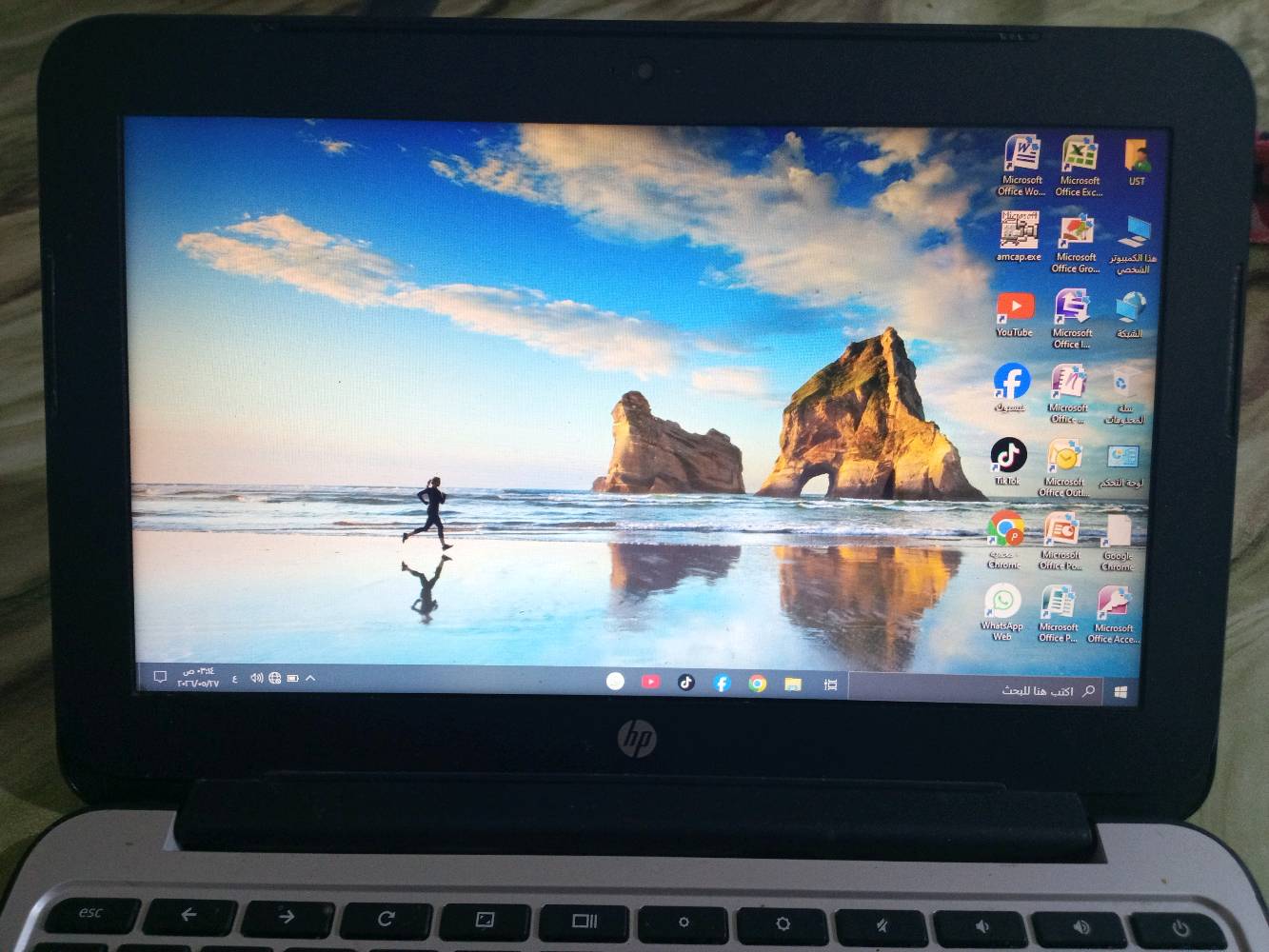🔥 لابتوب HP نظيف للبيع 🔥
✅ شاشة 11.6 إنش
✅ Intel Celeron N2840
✅ RAM 4GB
✅ Windows 10 Pro 64bit
✅ Intel HD Graphics
✅ مع الشاحن الأصلي
✅ عربي / إنجليزي
✅ خفيف وسهل الحمل
✅ مناسب للدراسة والتصفح  واليوتيوب
الجهاز بحالة جيدة ويعمل بدون مشاكل 👌
بطارية جيدة واستخدام خفيف.
السعر 100 وبي مجال