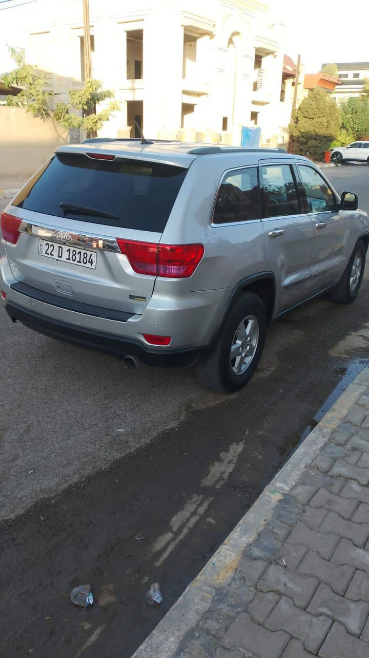 سياره لبيع سياره اكلين بدون صبغ معروضة 175 بيه شويه مجال***********
