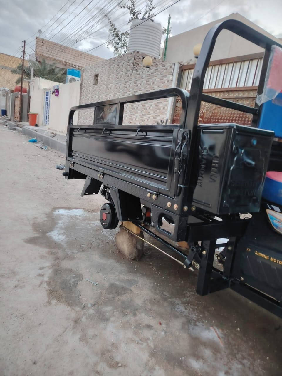 للبيع كفاله عامه موديل 23صارلها شهر ونص من طالعه السعر 2800مجال قليل ***********
