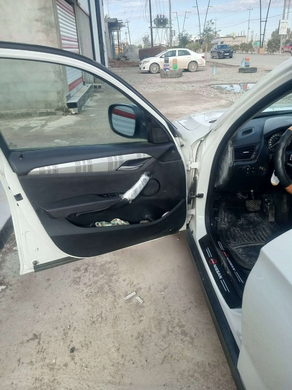 بي ام دبليو موديل 11
محرك مليكة جديد شرط 
الكير شرط
التبريد ثلج 
تدفئة 
شرط التحويل 
السنوية صاقطة 
السعر 90 اوبيه مجال 
صاحب السيارة ***********
مكلف بل نشر 
الفحص موجد بل منشو
