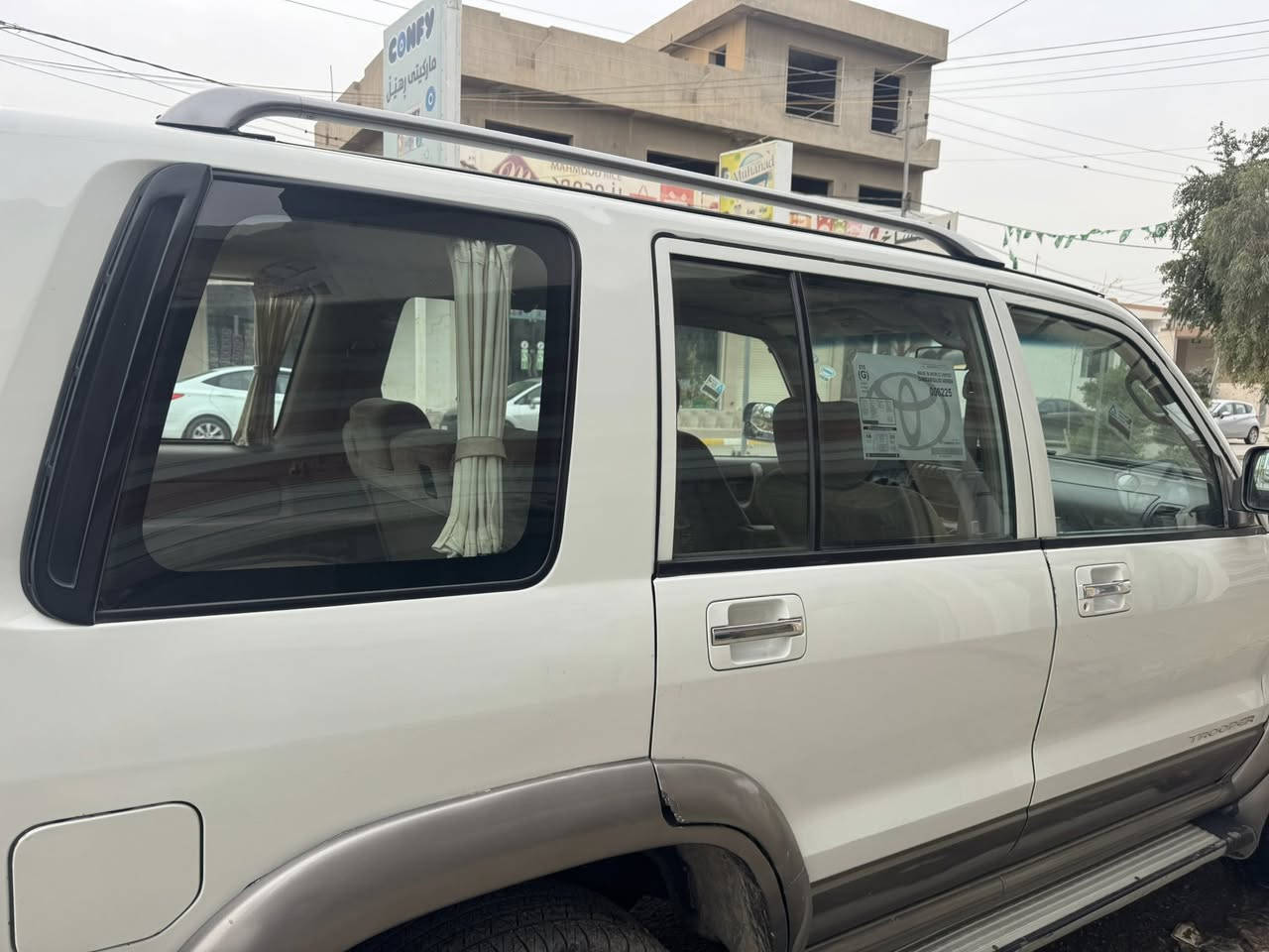 اسوزو موديل ٢٠٠١ بدون صبغ سياره حيل نظيف  
كيرو محرك بطه 
رقم سليمانيه سنويه جديد لحد ٢٠٢٩ 
بطاقه بنزين بي 
عنوان كركوك


**إذا كنت صاحب هذا الإعلان وتريد حذفه لأي سبب، رجاءا أرسل رسالة إلى الدعم الفني**