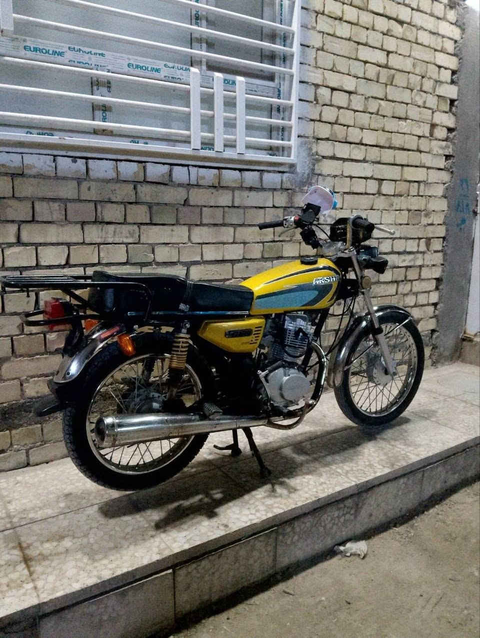 السلام عليكم 
دراجة اربع كير ارشا
موديل 22 سنويه ورقم + تحويل اشوكت مايعجبك
محرك مفتوح شغالة جديد 
نقوصاته نواعم كلجات وشغلات بسيطة
سعرة 650 الف وبية مجال الطيبين 
وحيل مستعجل على بيعته معتاز فلوس 
مكاني شارع ابو طالب
الاستفسار *********** اتصال او واتساب + غير متواجد على فيسبوك
