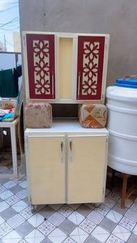 كاونتر للبيع الطول متر 07810267904