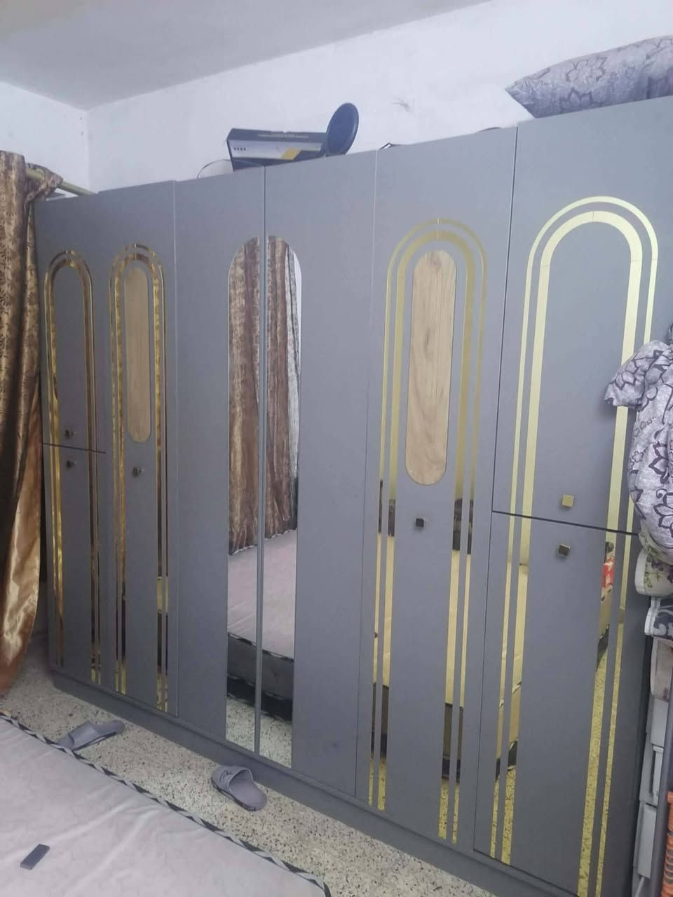 غرفة نوم تركي ٦ قطع نضيفة سعرهة ٣٧٥ مكاني قرب بوابة الكاضمية ***********
