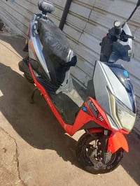 دراجه شحن نضيفه  بيها عطل ملف بطاريات ليثيوم تجميع  ضمانهم سنه البطاري...