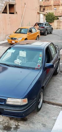 فيكترا • ١٩٩٢ • حجم ٢٫٠