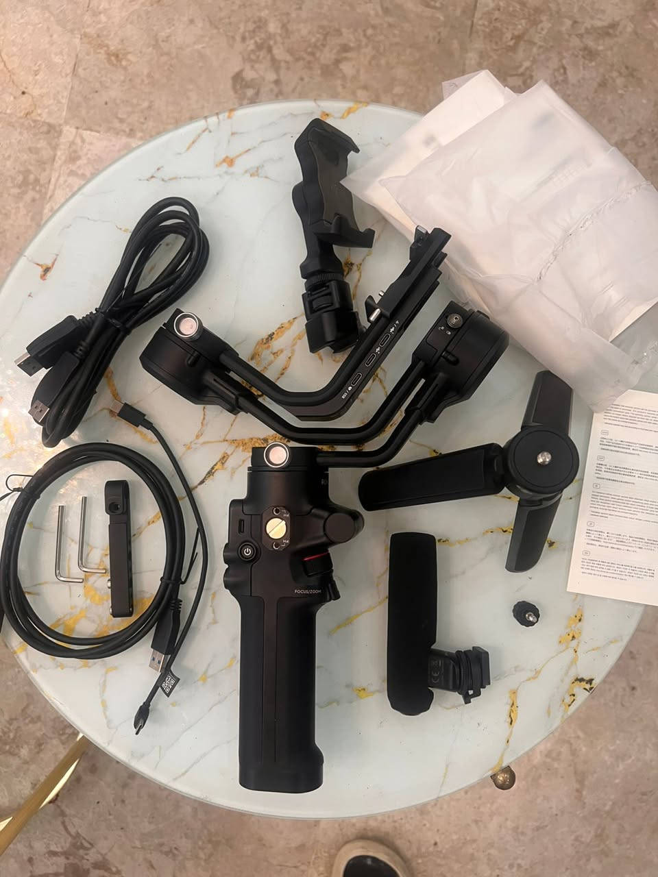 فرصة مميزة لمحترفي التصوير 🎬
DJI RS2 Pro Combo للبيع بحالة ممتازة وثبات عالي

📦 الملحقات كاملة كما موضحة في الصور
💰 السعر: 250,000 دينار
📱 واتساب فقط: ***********
