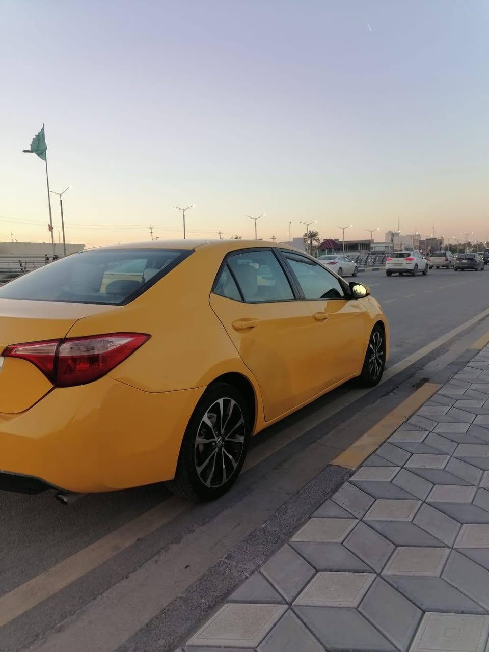 سلام عليكم كولا موديل 2018 رقم بغداد تحويل مباشر رقم جديد نكليزي ضرر جامرلغ وبنيد بل عراق امريكة شوية بقبق جنطة كير مكينة تدفة تبريد كلة شغال مصفرة هيئة وغرامات سيارة جاهزة من كلشي سعر 132وبيهة مجال  بجم محدث $ مكان السيارة ديالى بعقوبة ***********
