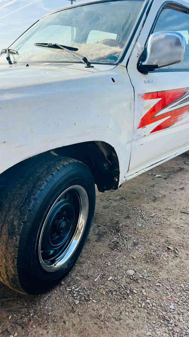 السلام عليكم دير ٢٠٠٧ منفيس للبيع
كير محرك صدر تأيرات كلها خير من الله بدون خياس 
ما اذب عليها الف السياره كامله السعر ٢٧ وبيها مجال بسيط 
مكان صلاح الدين قضاء الضلوعيه ***********
