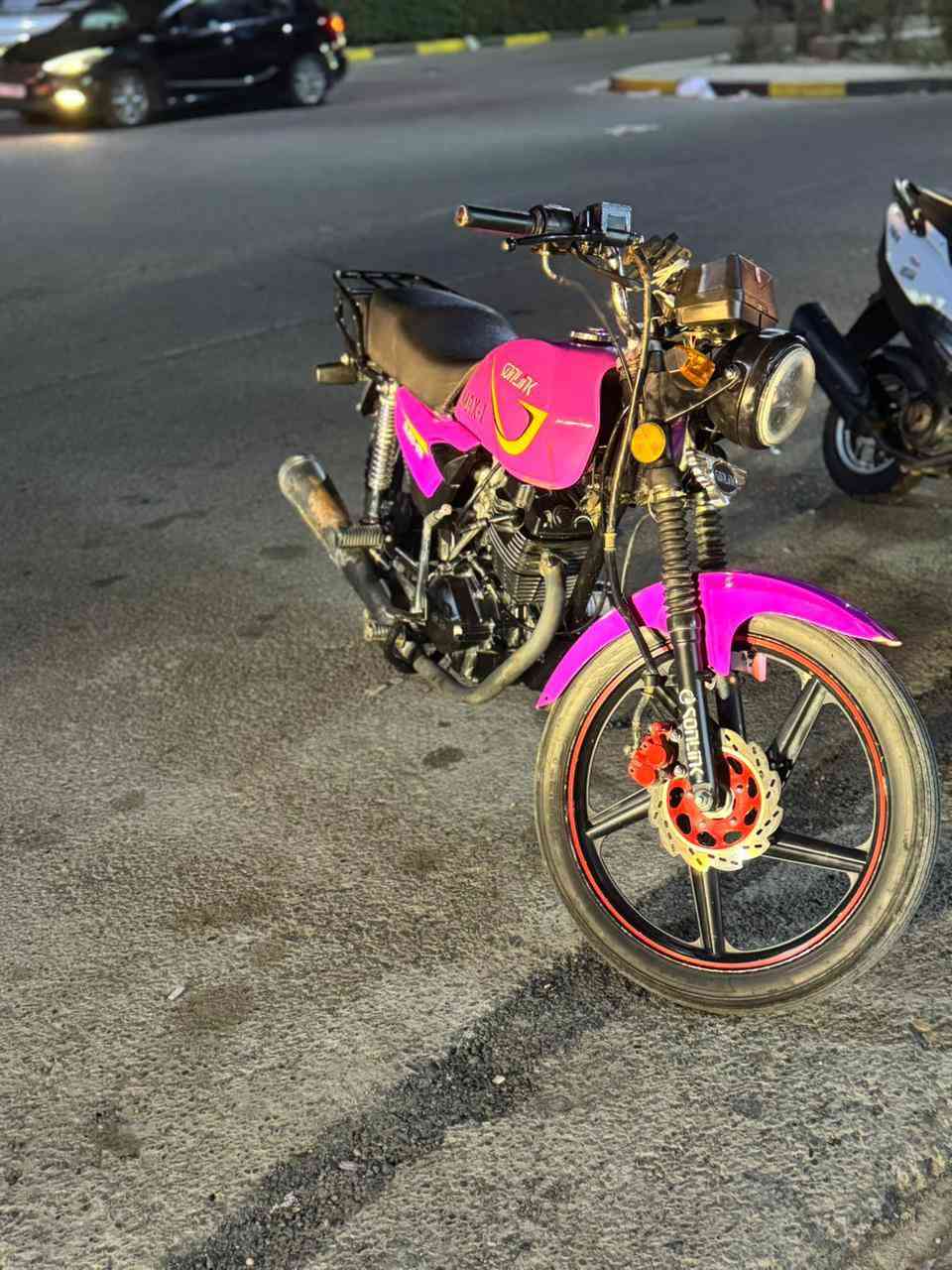 السلام عليكم شباب سولنك ماكس2024 خمسه كير اوراق كامله دراجه نضيفه كامله مكمله كهربائيات  شغاله مكينه ناعمه مكاني بغداد المحمودية السعر 650 
***********/***********
