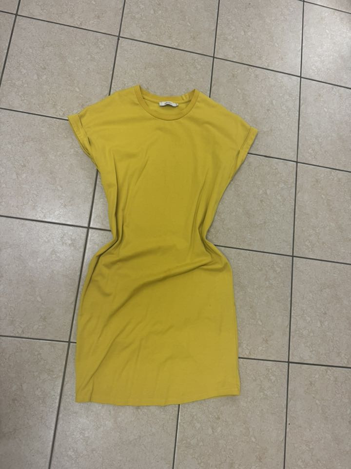 ع ٣  
S,m,L,xl


**إذا كنت صاحب هذا الإعلان وتريد حذفه لأي سبب، رجاءا أرسل رسالة إلى الدعم الفني**