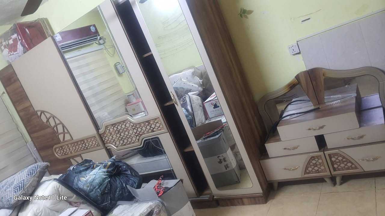 غرفه اخشاب للبيع سبب البيع اريد انتقل من الناصريه البغداد الي تفيده يراسلني هيه والدوشك سبرنك


**إذا كنت صاحب هذا الإعلان وتريد حذفه لأي سبب، رجاءا أرسل رسالة إلى الدعم الفني**