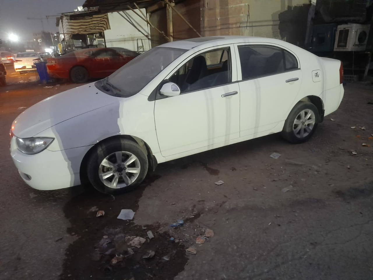 ليفان ٢٠١٣ رقم كربلاء مكينه كورله سياره  مابيه لا صبغ ولا ضربه ماعدا الدوس   حداديه جديده سياره جاهزه السعر ٥٥ وبيه مجال *********** ___  ***********
