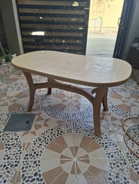 ميز بلاستيك • بدون عيب • كركوك الماس