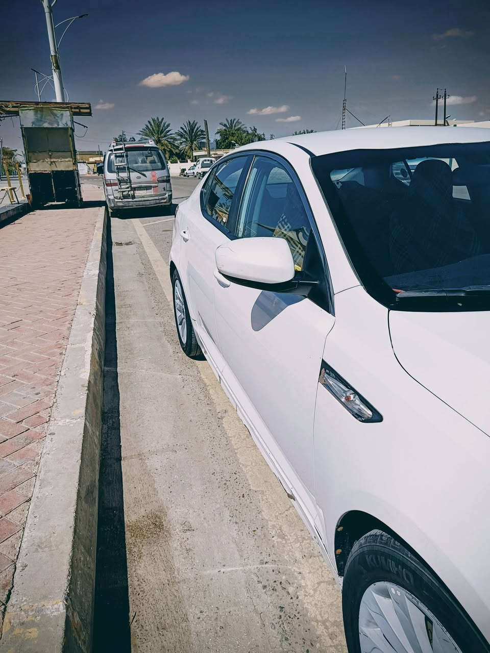 سلام عليكم ارخص اوبتيما بل سوك كله 
اوبتيما موديل 2011 (الرقم اربيل) الجديد سياره نضيفه وحلوه مال جنايه مكان السياره الفلوجه
السعر ٩٦ورقه تواصل مع صاحب السياره 
(***********)
