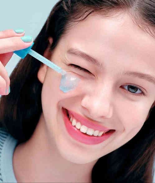 EQQUALBERRY Hyaltoin Flooding Serum disponible chez Twins Ch #الاصلي💙
ترطيب عميق وطويل الامد💙
يحتوي على حمض الهيالورونيك والمياه الجليدية اللذين يمدان البشرة بترطيب مكثف ويمنعان الجفاف.
2 تهدئة البشره الحساسه
مكون Halton يساعد على تهدئة التهيجات والاحمرار بفضل خصائصه المضادة للالتهاب.
3 اصلاح حاجز البشره
بفضل Ceramide يساعد السيروم على تقوية الطبقة الواقية للبشرة وحمايتها من العوامل الخارجية.

4. إشراقة وتجديد البشرة يساهم في تحسين مظهر البشرة الباهتة ويمنحها مظهراً أكثر نضارة وامتلاء.
5 ملمس خفيف غير دهني
يمتص بسرعة دون ترك أي طبقة دهنية، مما يجعله مناسباً الجميع أنواع البشرة، خاصة الجافة والحساسة

____________________

للاستفسار مراسلة الصفحه او مراسلة الرقم واتساب 
كوزمتك و ازياء الحاج جـواد الچايد
الـعـنـوان : المسيب-شارع البلديه القديم-مقابل صيدليه الجنوب
***********-***********
🚘 متوفر خدمة توصيل لجميع محافظات العراق 🚘
